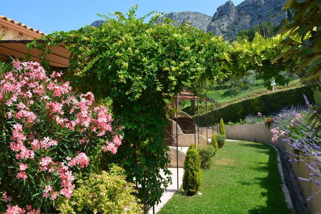 Hotel Le Colombier Moustiers-Sainte-Marie Exteriér fotografie