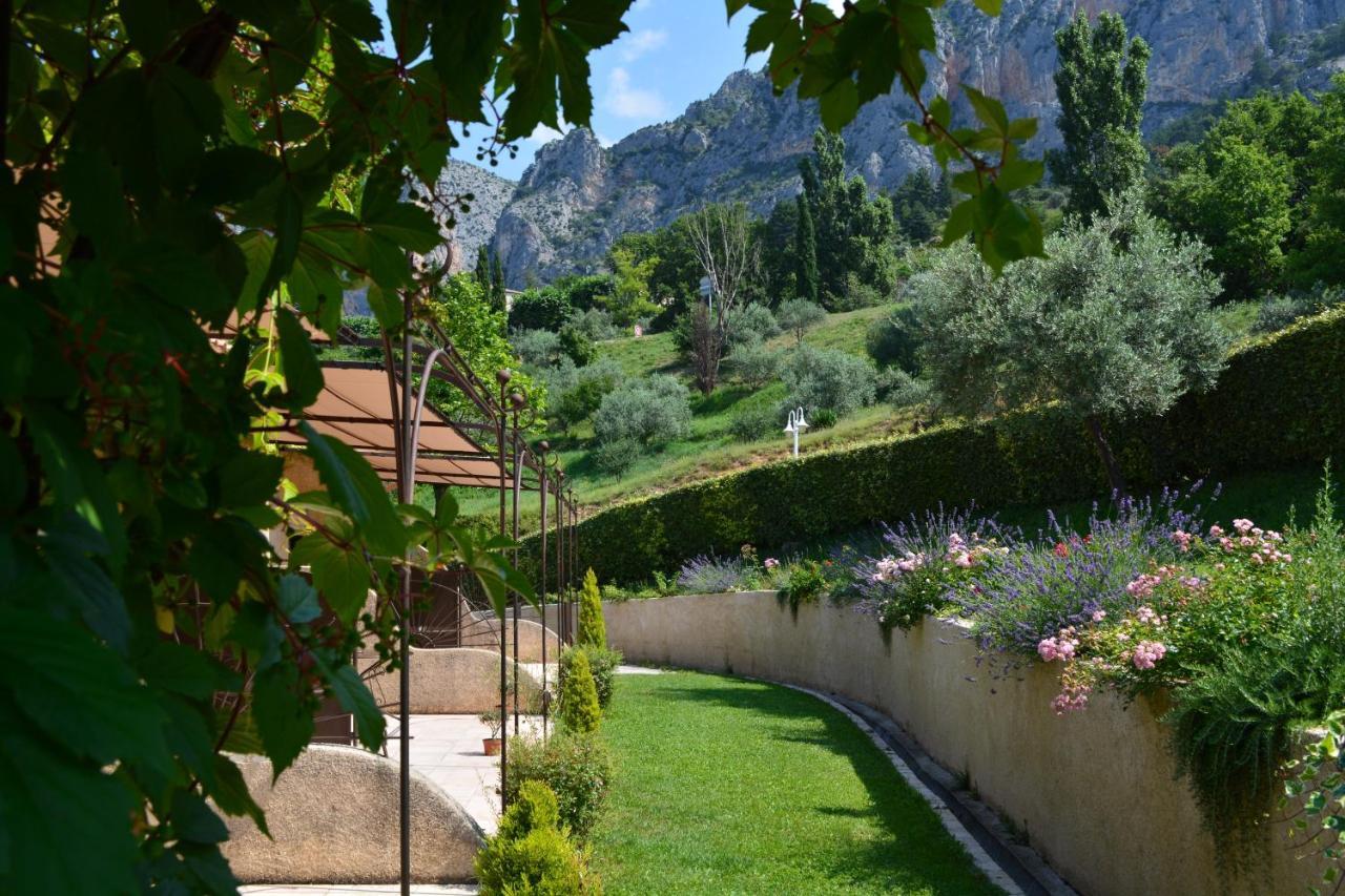 Hotel Le Colombier Moustiers-Sainte-Marie Exteriér fotografie